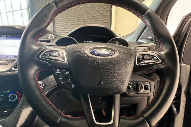 2018 MY19.25 Ford Escape ZG ST-Line SUV Image 24