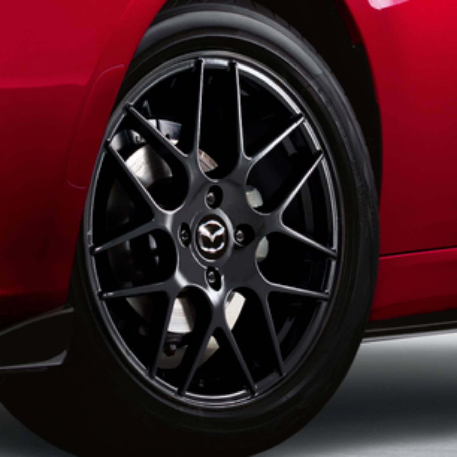 16-inch Black Alloy Wheel