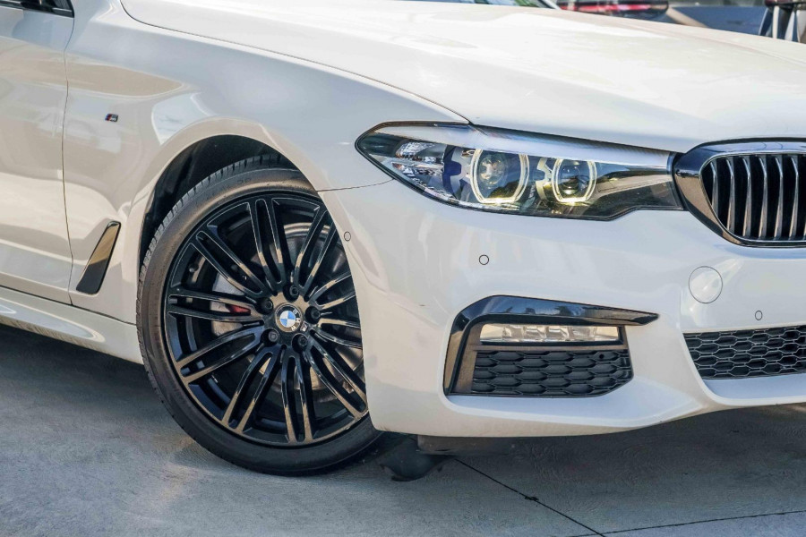 2017 BMW 5 Series G30 520d Luxury Line Sedan Image 22