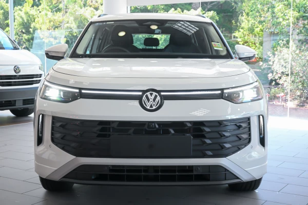 2025 Volkswagen Tayron R4 110TSI Life SUV Image 4