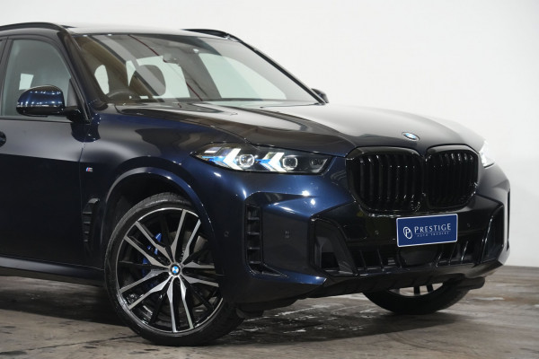 2024 BMW X5 xDrive30d M Sport SUV Image 2
