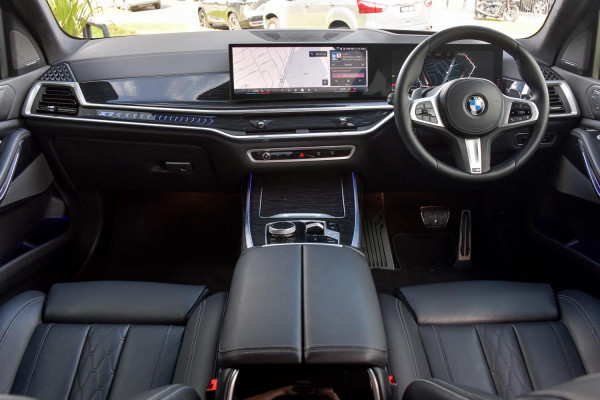 2023 BMW X7 G07 LCI xDrive40d M Sport SUV image 4