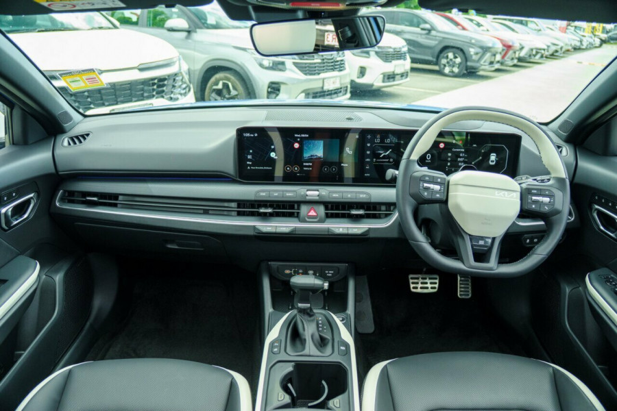 2025 Kia K4 CL4m GT-Line Sedan Image 16
