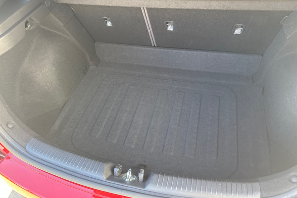 2021 MY22 Hyundai i30 PD.V4 N Line Hatch Image 9