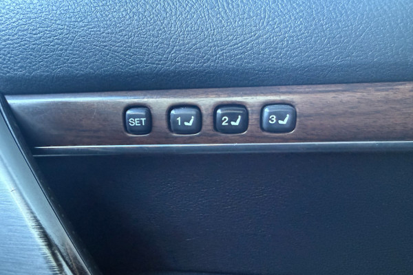 2019 Toyota LandCruiser VDJ200R Sahara SUV Image 19
