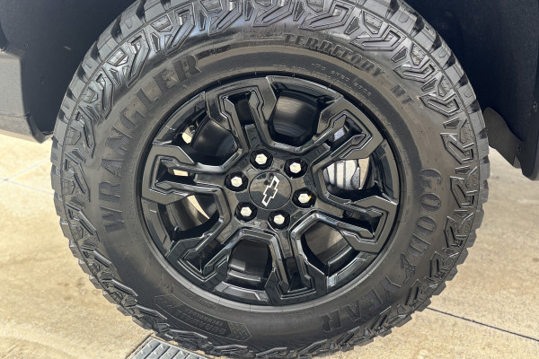 2025 Chevrolet Silverado T1 1500 ZR2 W/Tech Pack Ute Image 35