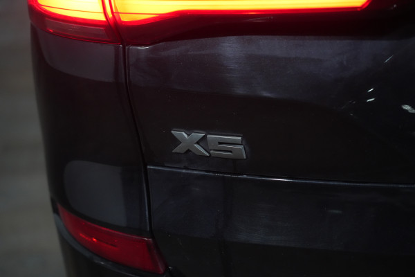 2019 BMW X5 M50d SUV Image 9