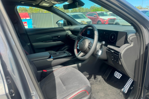 2026 Hyundai Tucson NX4.V4 Hybrid N Line SUV Image 9