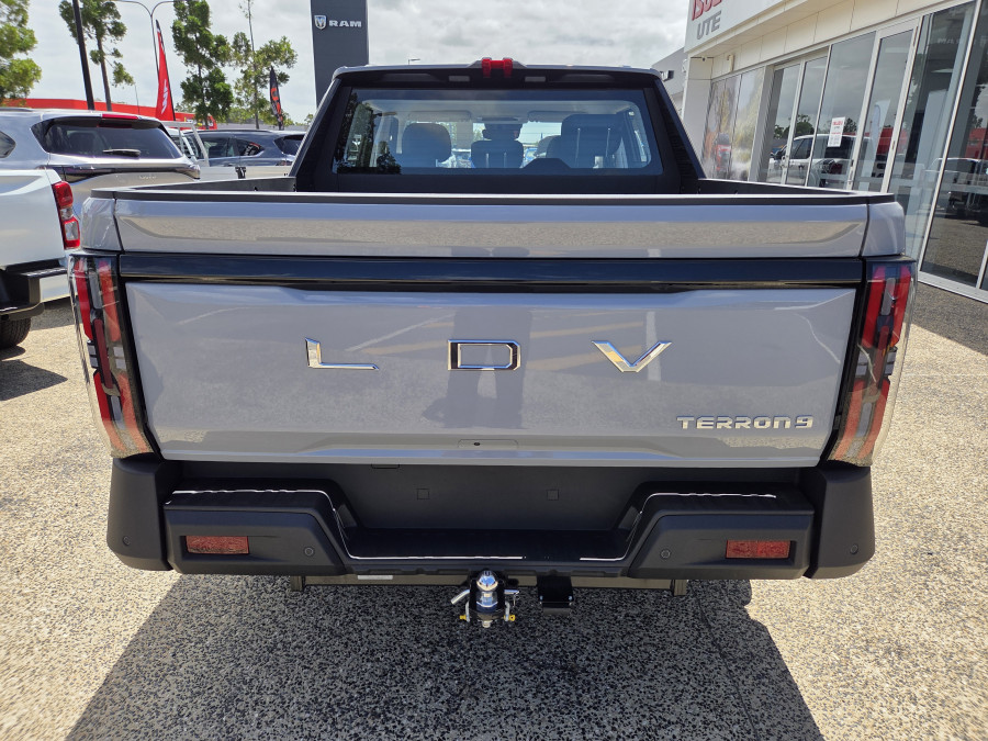 2025 LDV Terron 9 EKK1C Evolve Ute Image 4