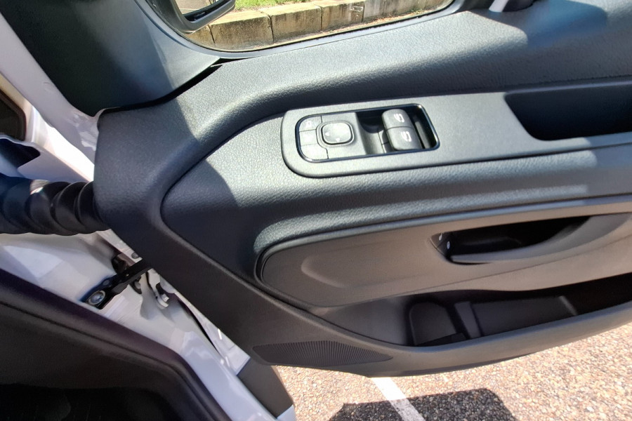 2024 Mercedes-Benz Sprinter VS30 419CDI Van Image 23