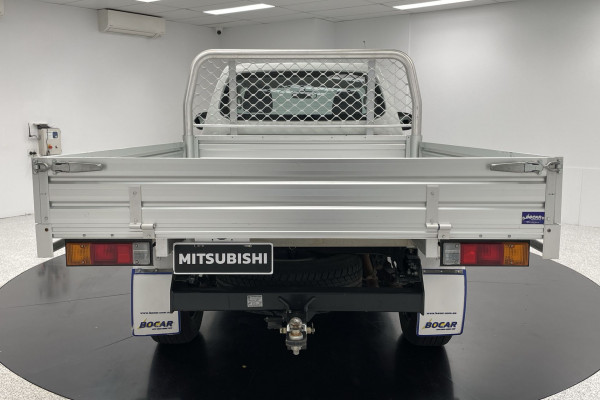 2022 Mitsubishi Triton GLX Cab Chassis