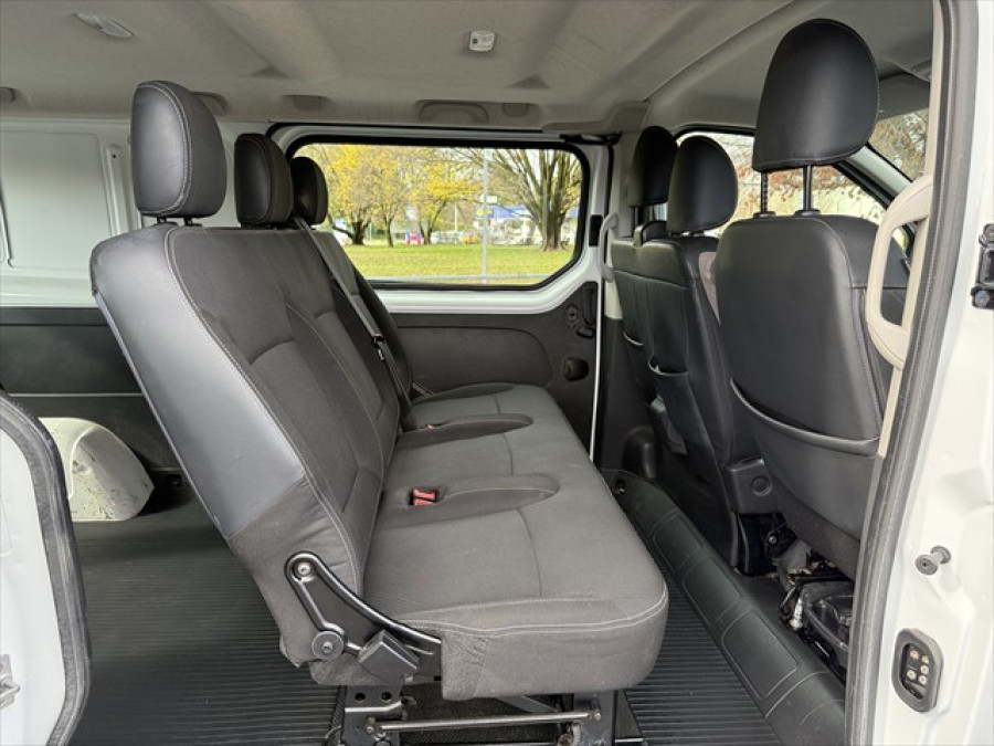 2022 Renault Trafic X82 Crew Lifestyle 125kW Van Image 13