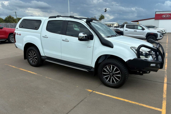 2019 Isuzu D-MAX TF LS-T Ute Image 2