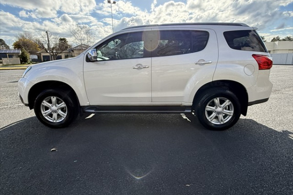 2016 MY15.5 Isuzu MU-X LS-T SUV Image 6