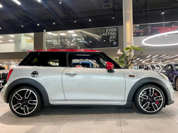 2015 MINI Cooper F56 John Cooper Works Hatch image 21