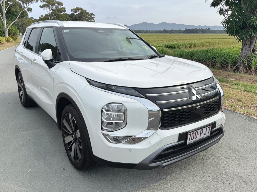 2025 Mitsubishi Outlander ZM Aspire SUV Image 1
