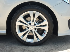 2015 Mercedes-Benz B-class W246 B200 Hatchback Image 5