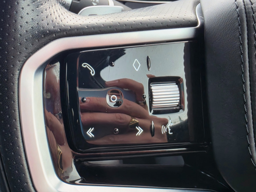 2022 Land Rover Range Rover Evoque L551 R-Dynamic SE SUV Image 24