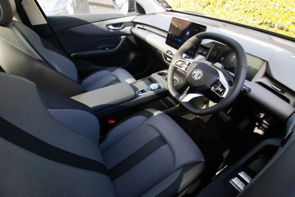 2026 MY25 MG MGS5 EV ZS3EM Essence 49 SUV Image 20