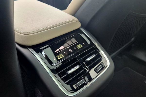 2026 Volvo XC60 UZ Plus B5 Bright SUV Image 20