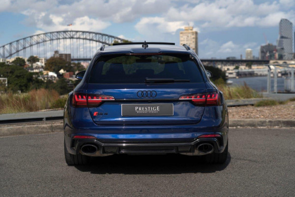 2022 Audi Rs4 Avant  SUV Image 4