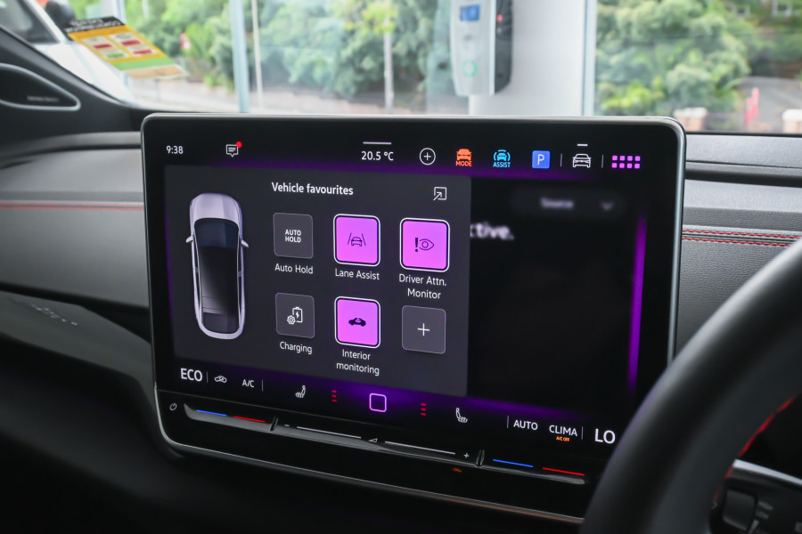 2025 Volkswagen ID. 5 E2 GTX SUV Image 17