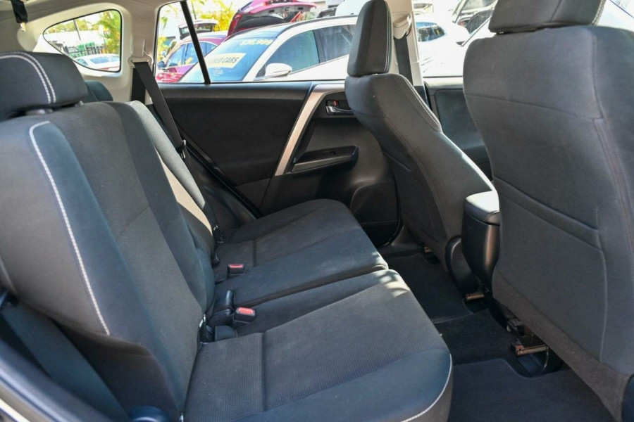 2016 Toyota RAV4 ASA44R GXL Wagon Image 6