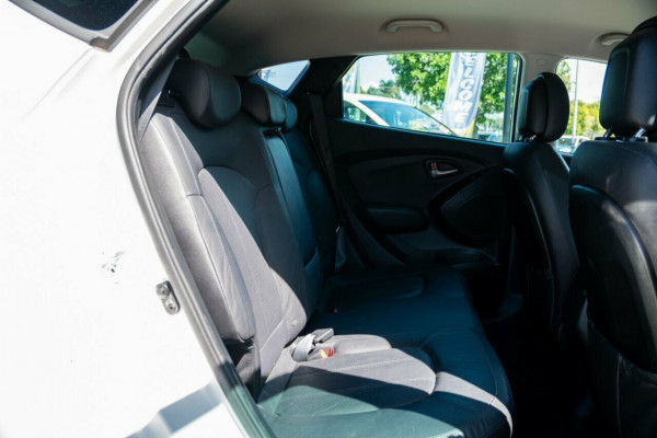 2013 MY14 Hyundai ix35 Series II SE SUV Image 9