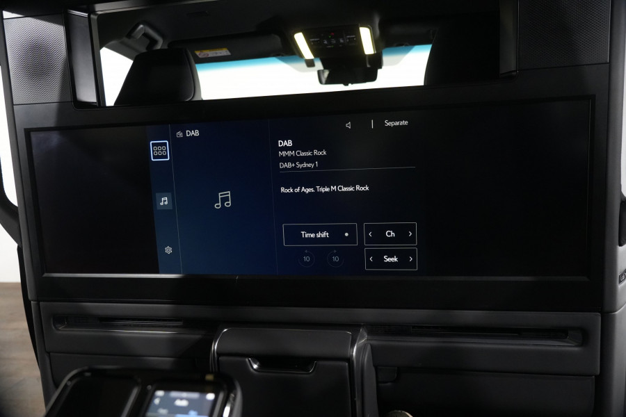 2025 Lexus LM 500h Ultra Luxury Black Trim SUV Image 31