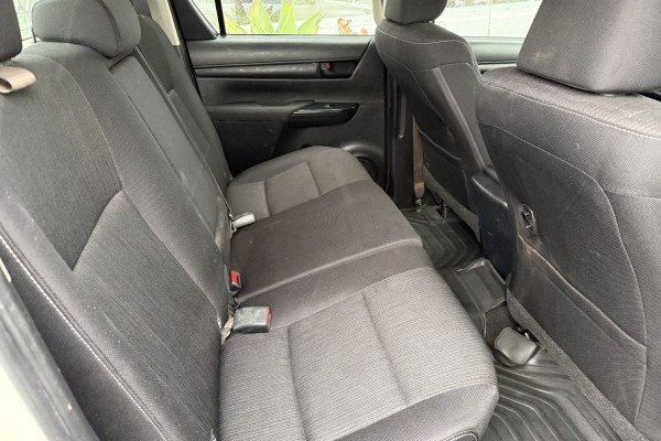 2017 Toyota HiLux GUN126R SR Cab Chassis Image 11