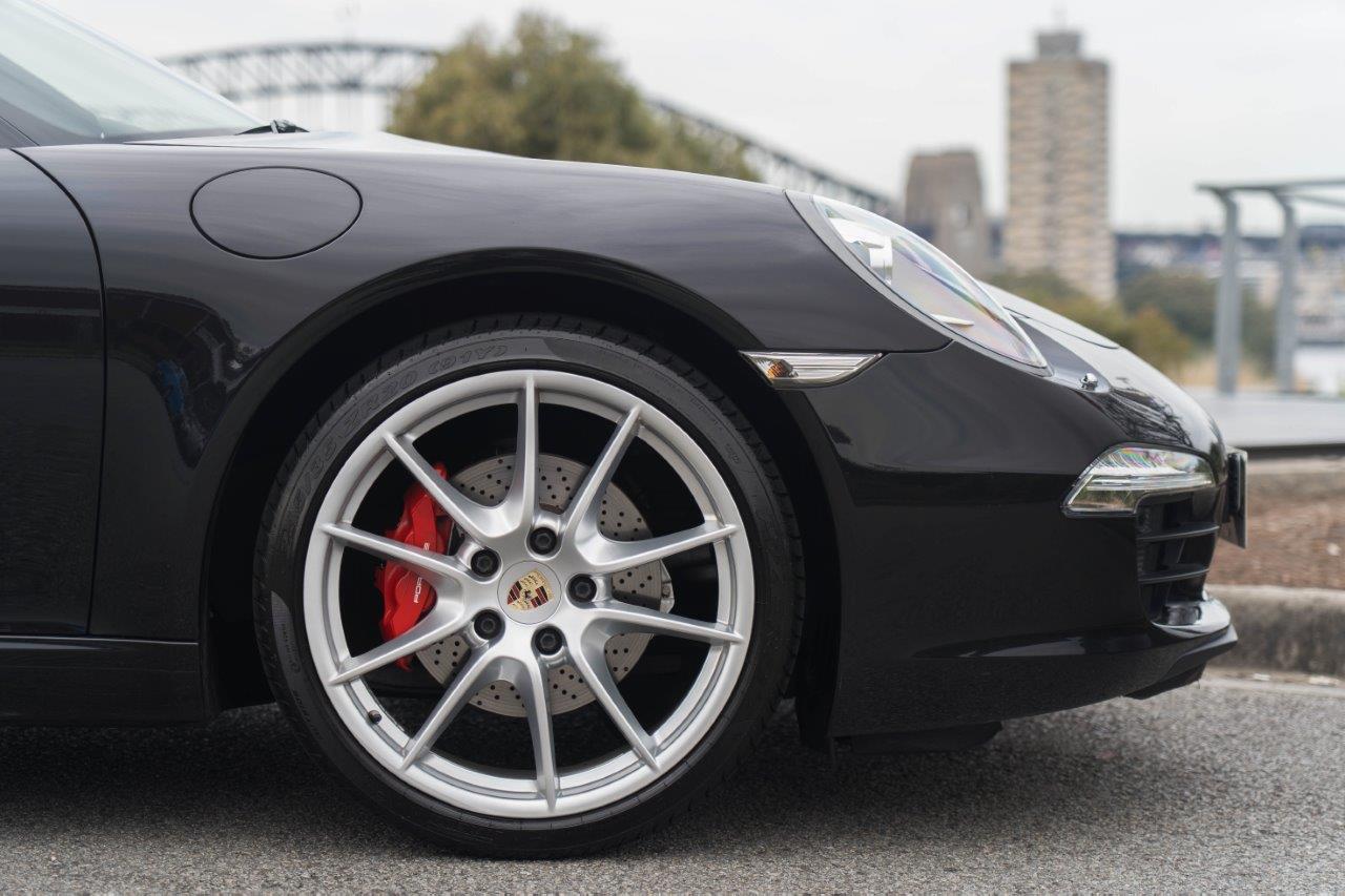 2013 Porsche 911 991 Carrera Convertible Image 6