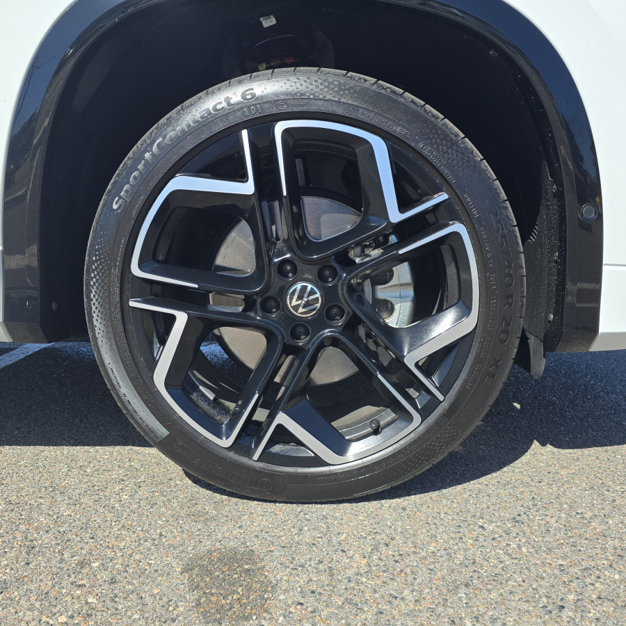 2025 MY26 Volkswagen Tayron R4 195TSI R-Line SUV Image 21