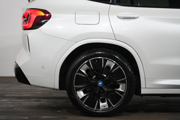 2023 BMW iX3 M Sport SUV Image 6