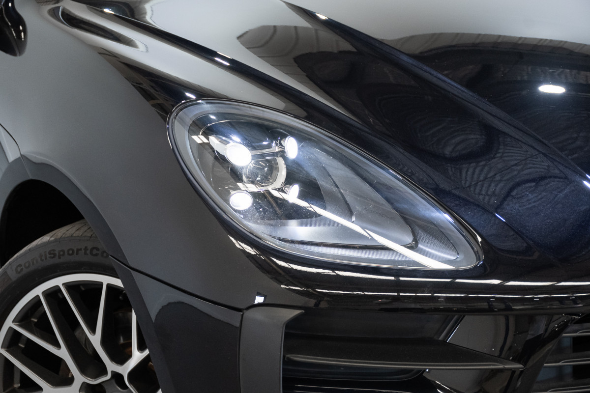 2021 Porsche Macan SUV