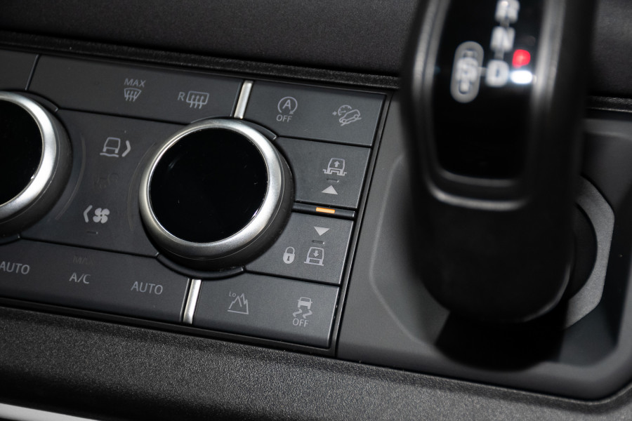 2022 Land Rover Defender L663 110 P300 SUV Image 20