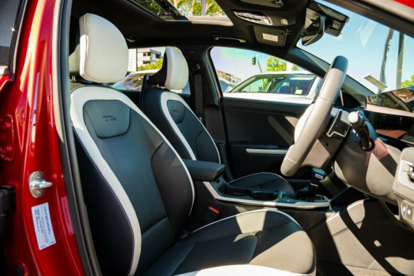 2025 MY26 Kia K4 CL4m GT-Line Hatch Image 18