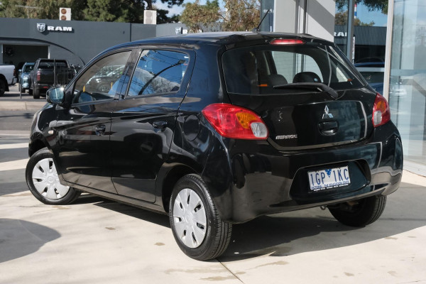 2015 Mitsubishi Mirage LA ES Hatch Image 2