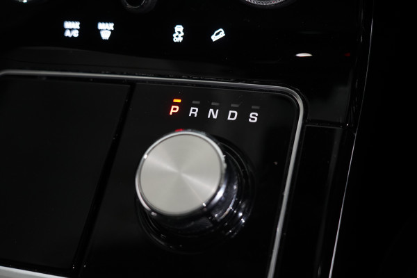 2019 Land Rover Range Rover Velar L560 P550 SVAutobiography Dynamic SUV Image 17