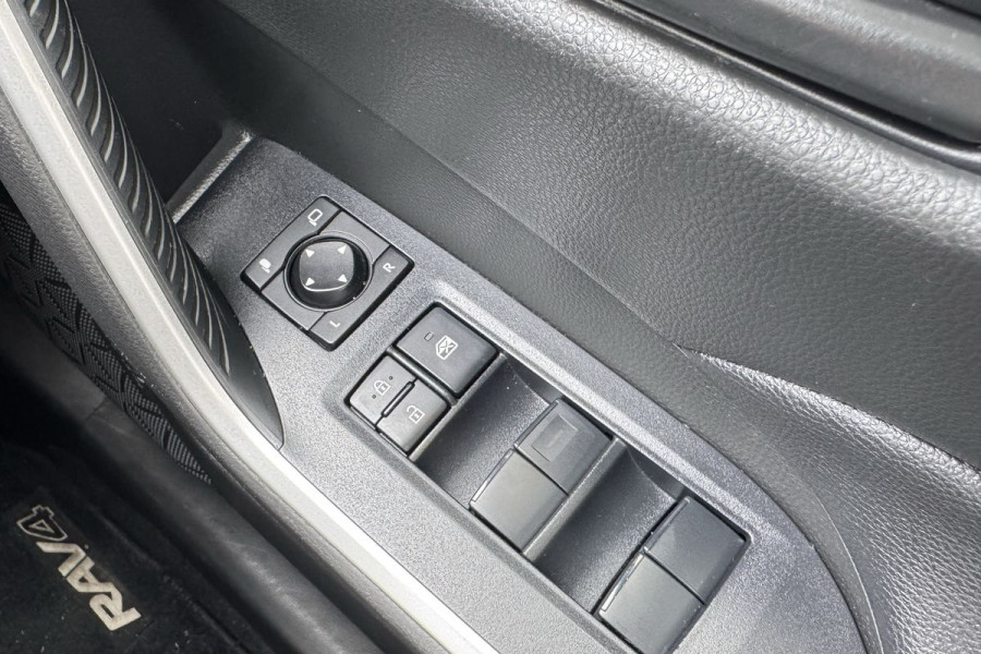 2020 Toyota RAV4 MXAA52R GX SUV Image 8