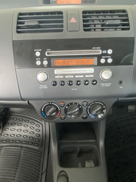 2010 Suzuki Swift RS415 GLX Hatch image 24