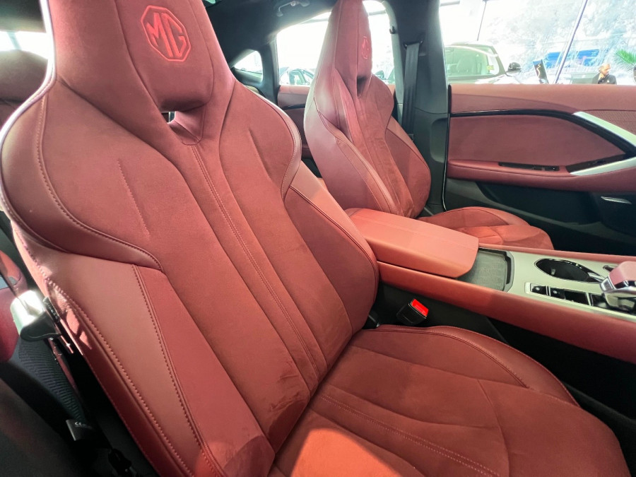2026 MY25 MG MG7 IP42 Essence Sedan Image 8