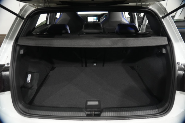 2024 Volkswagen Golf 7 R Hatch Image 33