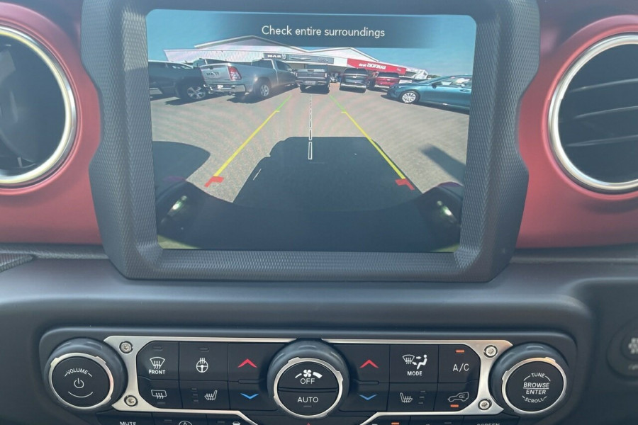 2024 MY23 Jeep Gladiator JT Rubicon Pickup Image 12