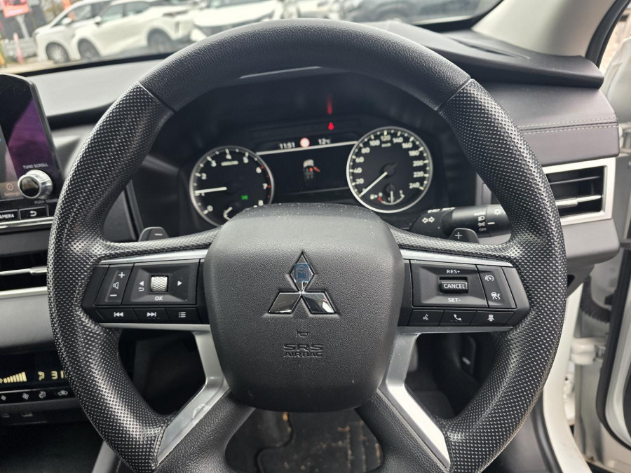 2023 Mitsubishi Outlander ZM ES SUV Image 16