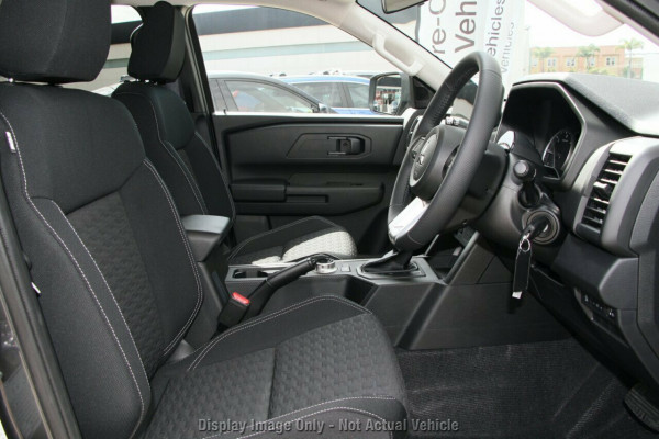 2025 Mitsubishi Triton MV GLX-R Ute Image 7