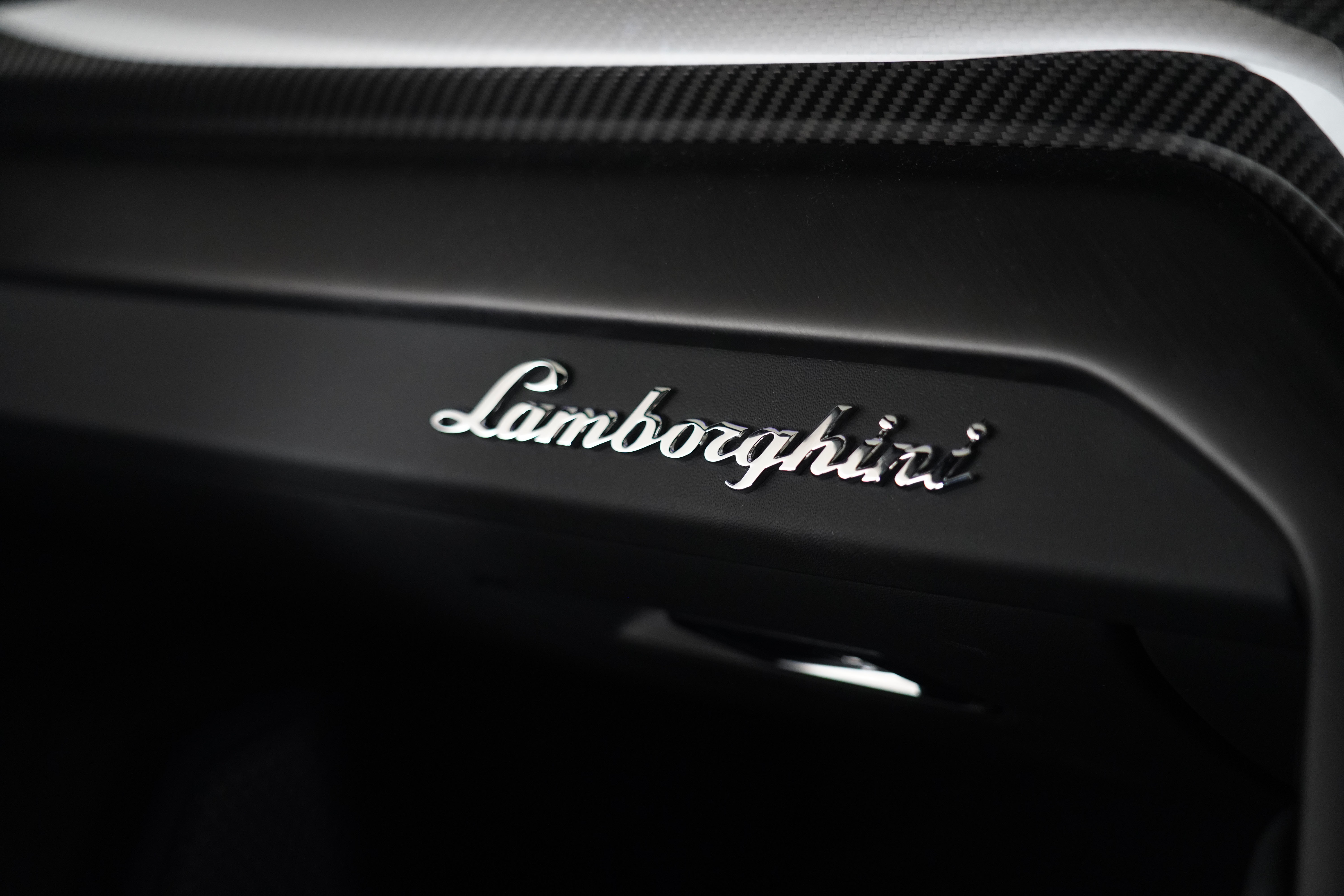 2022 Lamborghini Urus SUV Image 45