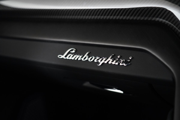 2022 Lamborghini Urus SUV Image 45
