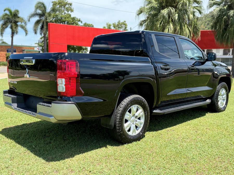 2026 Mitsubishi Triton MV GLX+ Ute Image 7