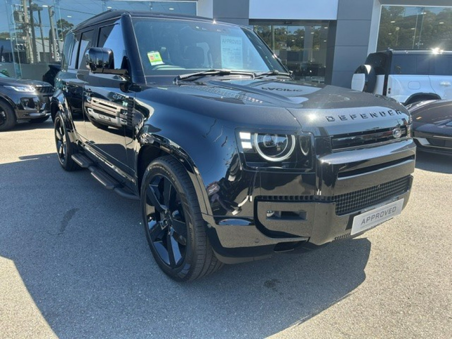 2026 Land Rover Defender L663 110 P425 X-Dynamic SE SUV Image 1