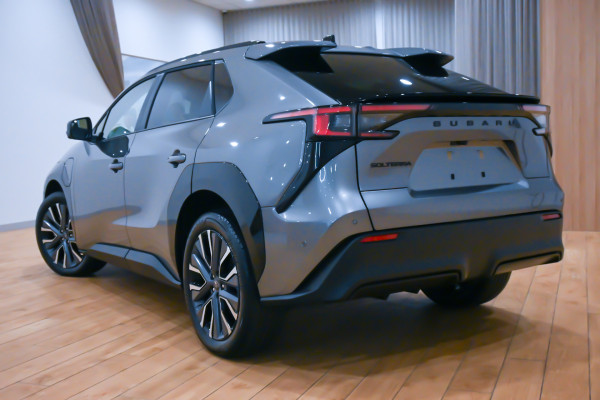 2025 MY26 Subaru Solterra E1-1 AWD Touring SUV image 2